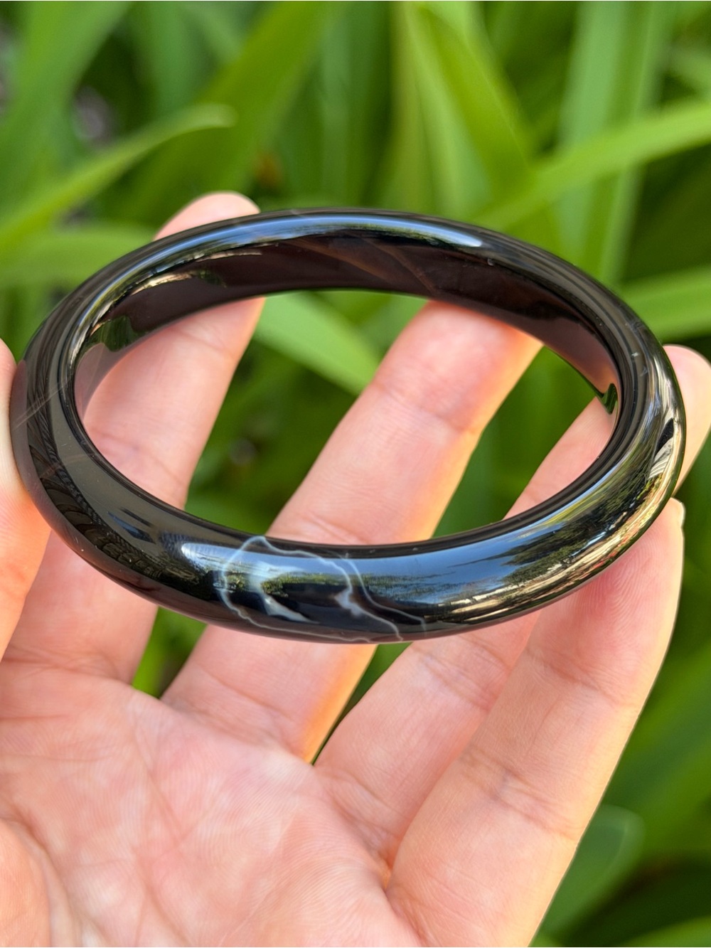 60mm inner diameter black onyx bangle 1826